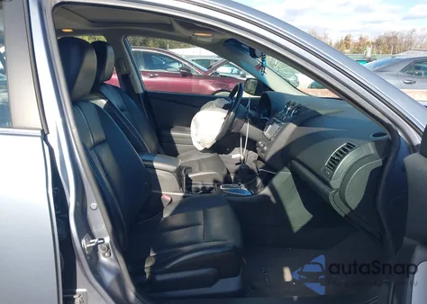 2011 Nissan Altima 3.5 Sr z USA, uszkodzony, nr VIN 1N4BL2AP4BN412960